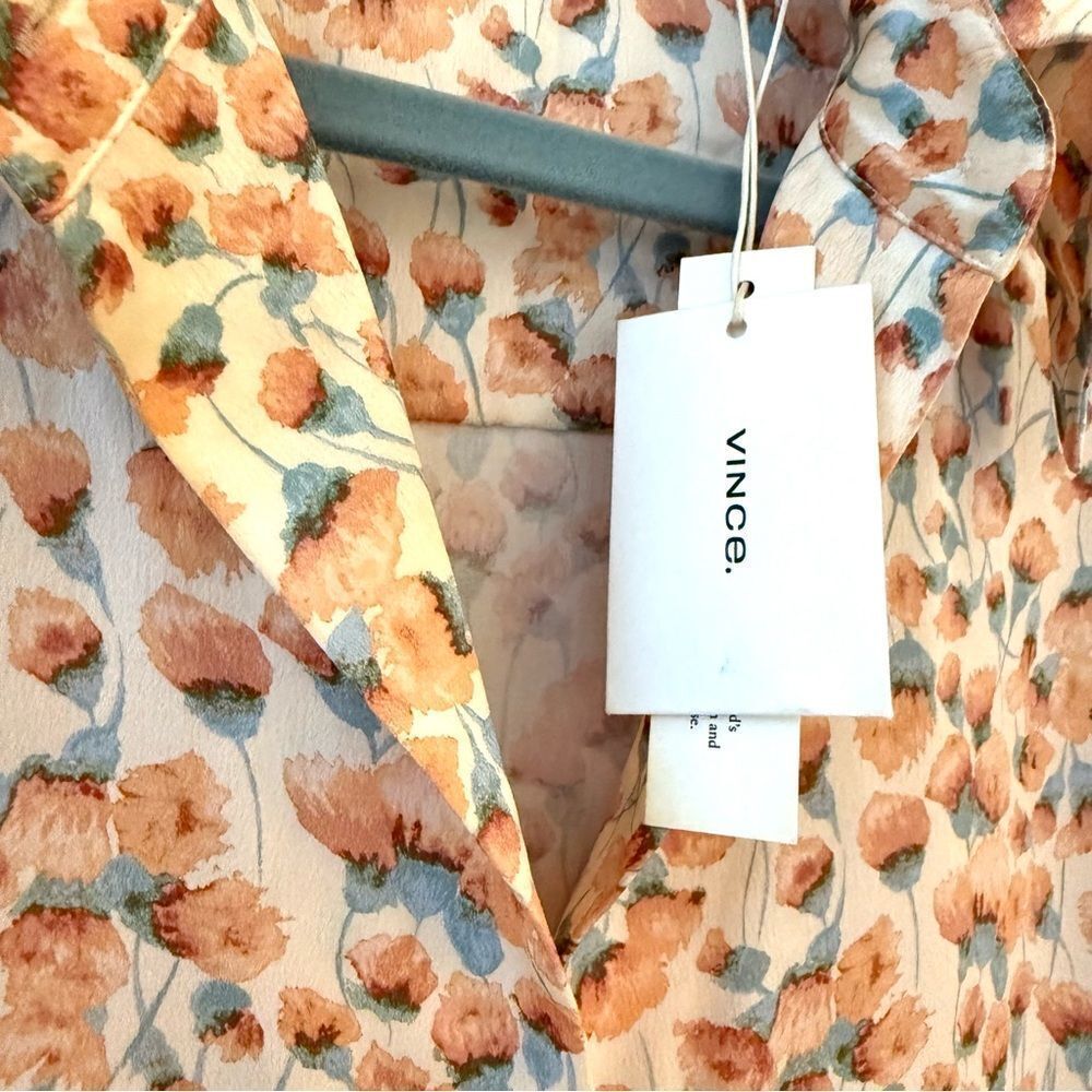Vince Pomegranate Relaxed Long Sleeve Silk Button Down Shirt Blouse, Large NWT - Picture 5 of 10
